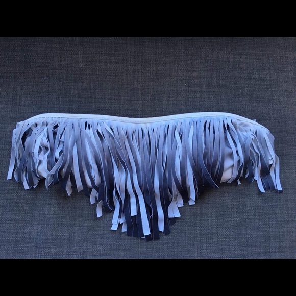 Bikini Set - Picture 3 of 4